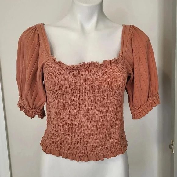 Free People / We the Free Oh Hey Solid Smocked Top(M) - Picture 1 of 7